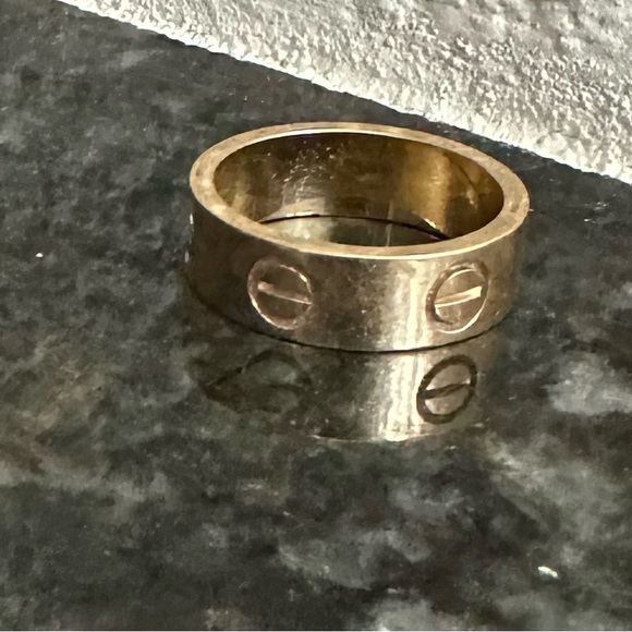 Authentic Cartier Ring with Original Box - Picture 3 of 3